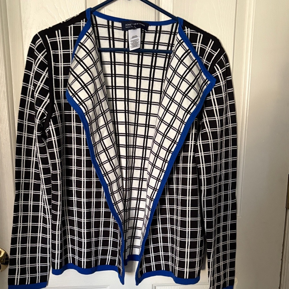 Jones New York Navy Blue and White Plaid Sweater with Blue Trim